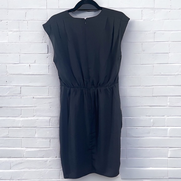 Women's Express Black V Neck Cocktail Dress Size Medium - Picture 6 of 7